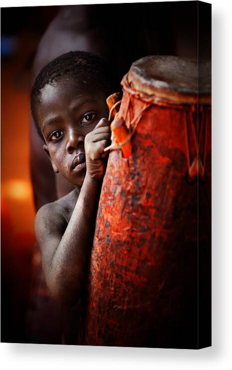 Documentary Canvas Print featuring the photograph Little Drummer by Sergio Pandolfini