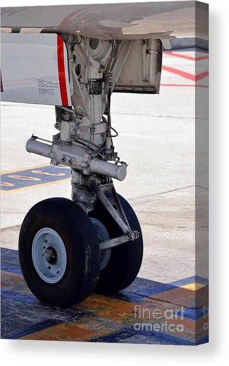 Nosegear Canvas Print featuring the photograph NoseGear by Thomas Schroeder