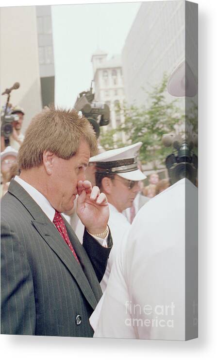 People Canvas Print featuring the photograph Pete Rose Leaving Court by Bettmann
