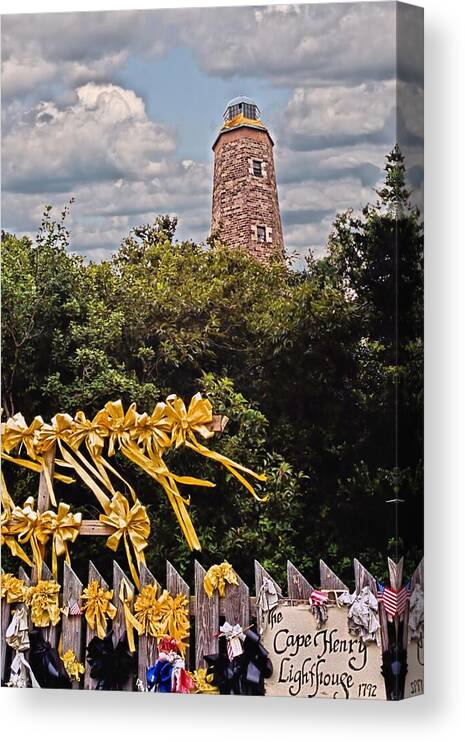 Patriot Canvas Print featuring the photograph United We Stand by DJ Florek