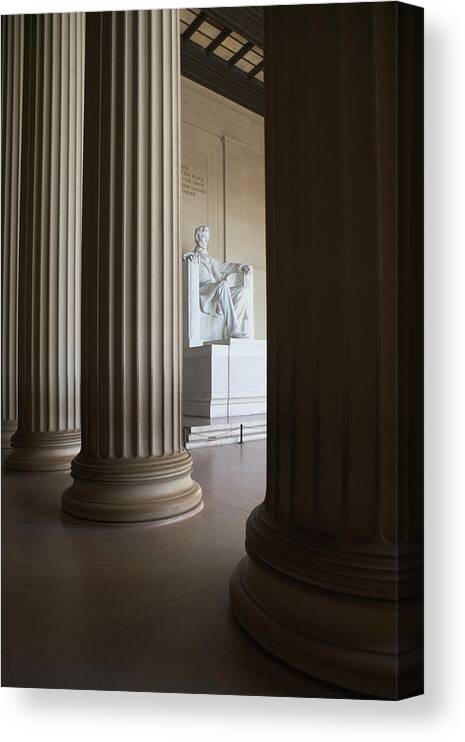Statue Canvas Print featuring the photograph Usa, Washington Dc, Lincoln Memorial by Fotog