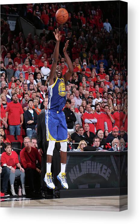 Nba Pro Basketball Canvas Print featuring the photograph Draymond Green by Sam Forencich