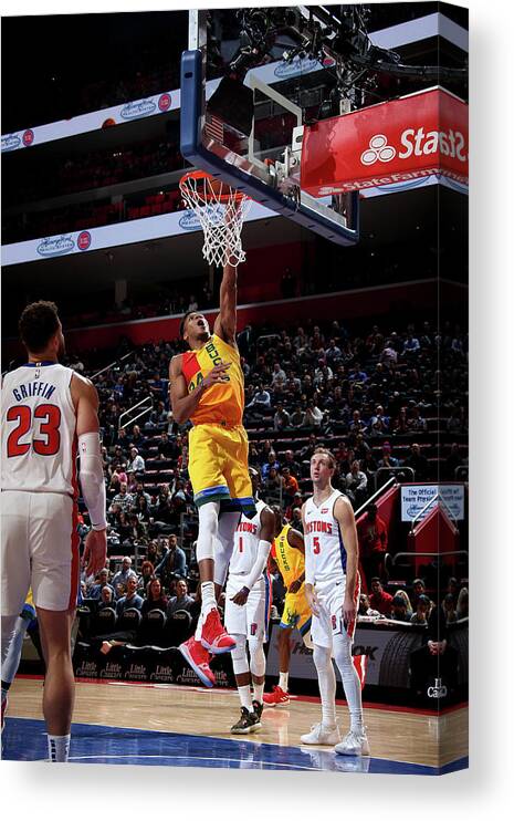 Nba Pro Basketball Canvas Print featuring the photograph Giannis Antetokounmpo by Brian Sevald