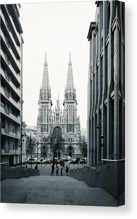 Church Canvas Print featuring the photograph Lost In Big City by Andrii Maykovskyi
