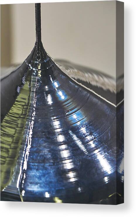 Artificial Canvas Print featuring the photograph Silicon #1 by Tomekbudujedomek