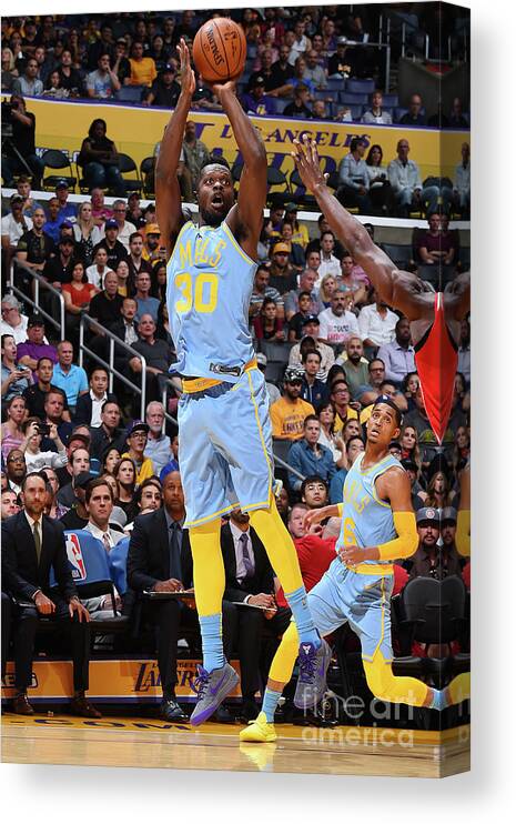 Julius Randle Canvas Print featuring the photograph Julius Randle by Andrew D. Bernstein
