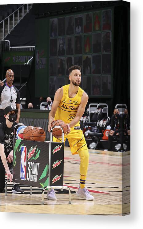 Stephen Curry Canvas Print featuring the photograph Stephen Curry by Nathaniel S. Butler