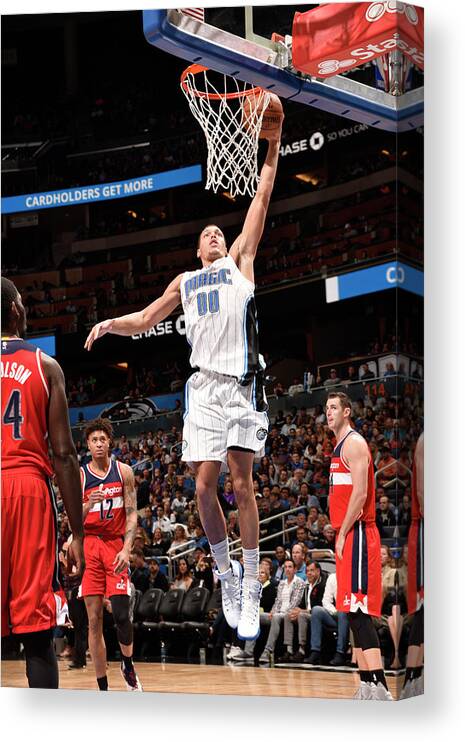 Nba Pro Basketball Canvas Print featuring the photograph Aaron Gordon by Gary Bassing
