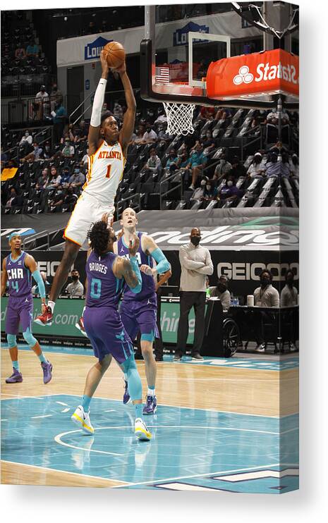Nba Pro Basketball Canvas Print featuring the photograph Atlanta Hawks v Charlotte Hornets by Kent Smith