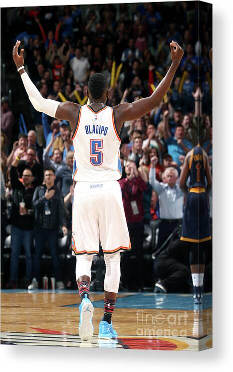 Crowd Canvas Print featuring the photograph Victor Oladipo by Layne Murdoch