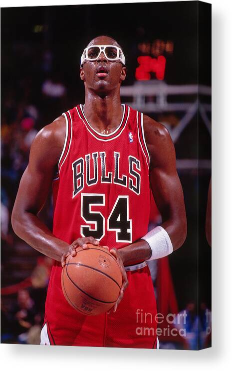 Chicago Bulls Canvas Print featuring the photograph Horace Grant #5 by Rocky Widner