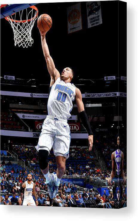Nba Pro Basketball Canvas Print featuring the photograph Aaron Gordon by Fernando Medina