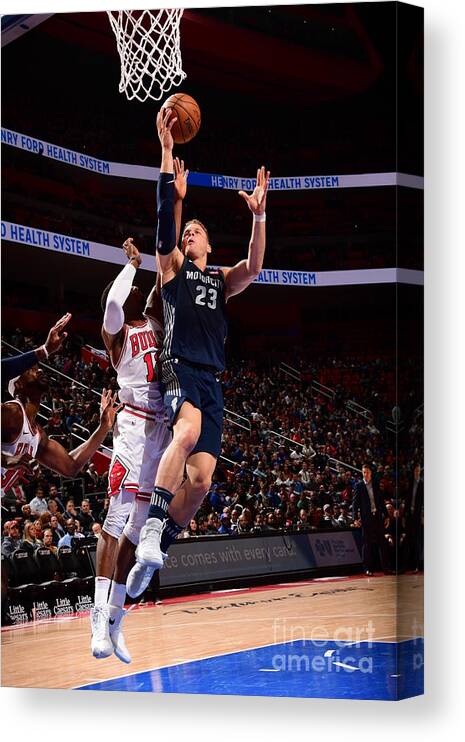 Nba Pro Basketball Canvas Print featuring the photograph Blake Griffin by Chris Schwegler