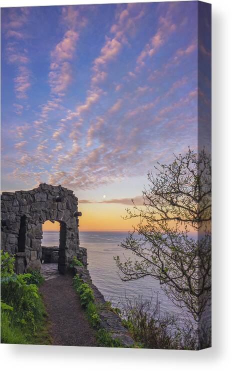 Oregon Canvas Print featuring the photograph A Lookout to the Sea by Darren White