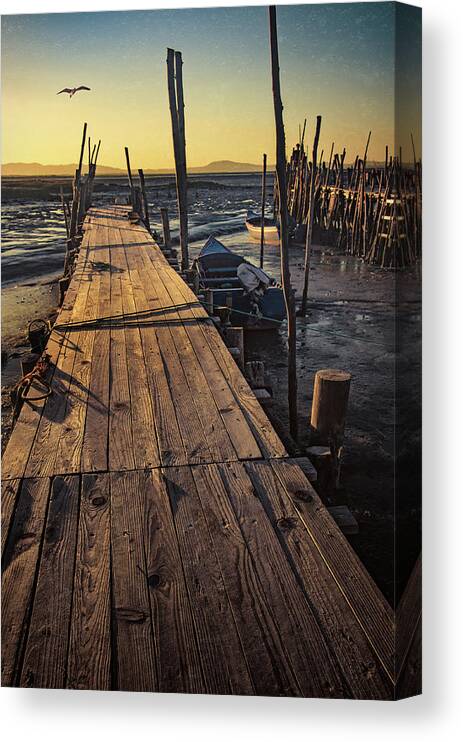 Fishing Canvas Print featuring the photograph Carrasqueira Pier by Carlos Caetano