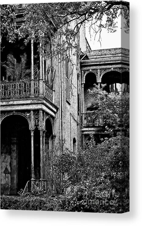 New-orleans Canvas Print featuring the digital art Classic Victorian by Kirt Tisdale