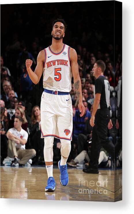 Courtney Lee Canvas Print featuring the photograph Courtney Lee by Nathaniel S. Butler