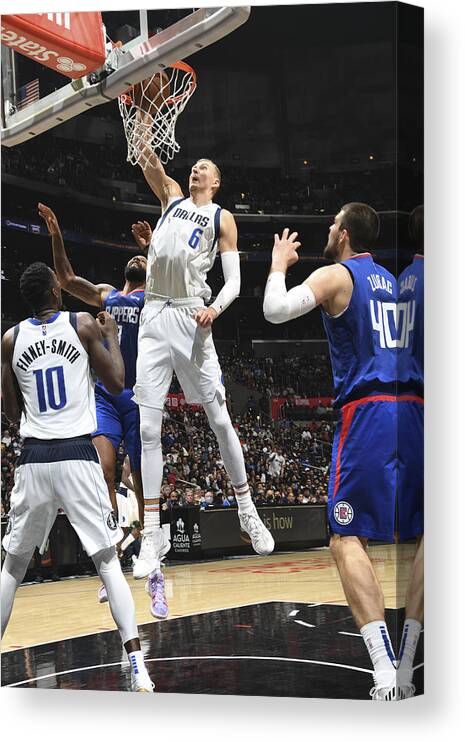 Nba Pro Basketball Canvas Print featuring the photograph Dallas Mavericks v LA Clippers by Andrew D. Bernstein