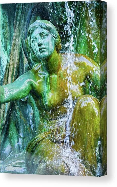 Art Institute Of Chicago Canvas Print featuring the photograph Fountain of the Great Lakes Lady by Kyle Hanson