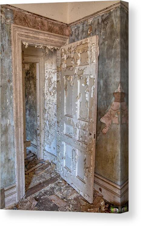 1860 Canvas Print featuring the photograph Haunted Farm Mansion Door by David Letts