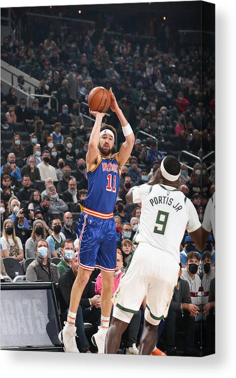 Nba Pro Basketball Canvas Print featuring the photograph Klay Thompson by Gary Dineen