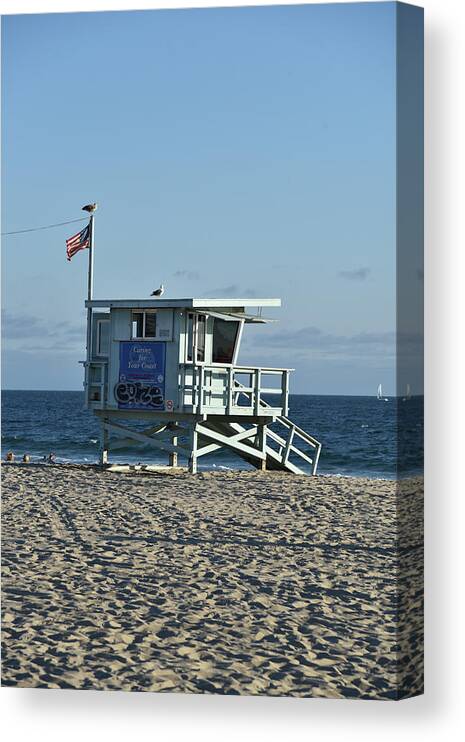 Lifeguard Canvas Print featuring the photograph Lifeguard hut on the beach seascape by Mark Stout