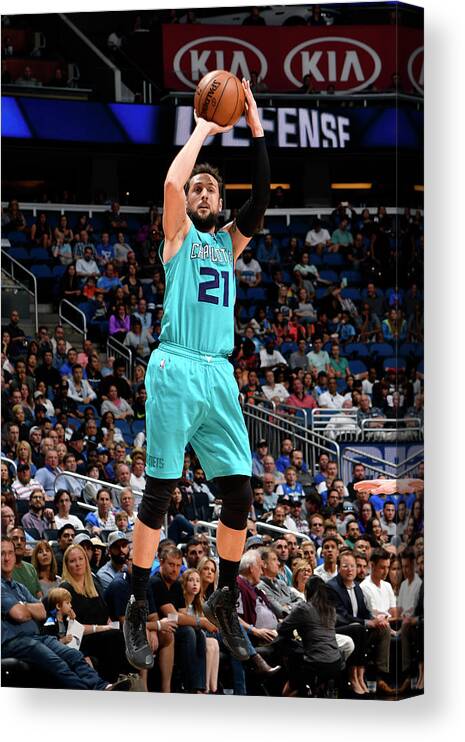 Marco Belinelli Canvas Print featuring the photograph Marco Belinelli by Fernando Medina