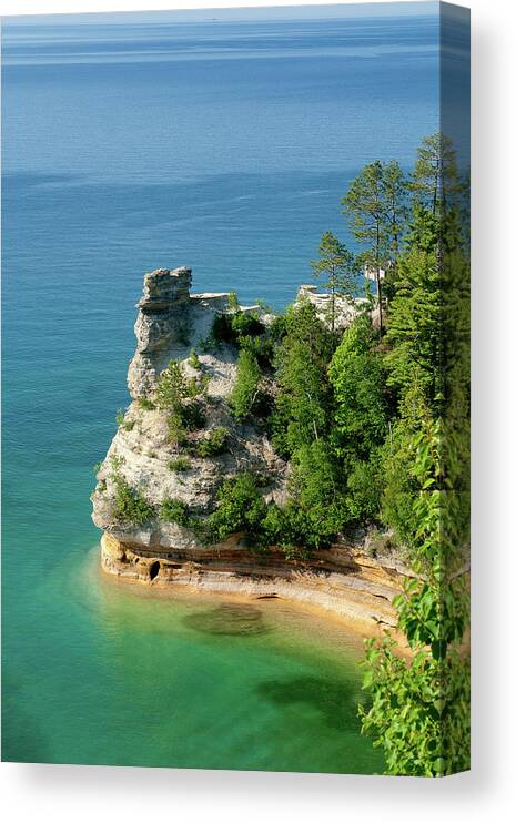 Miners Castle Canvas Print featuring the photograph Miners Castle - Pictured Rocks by Rich S