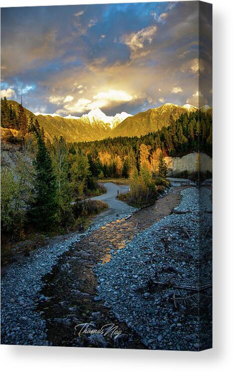 Landscape Canvas Print featuring the photograph Mount Fisher Glow by Thomas Nay