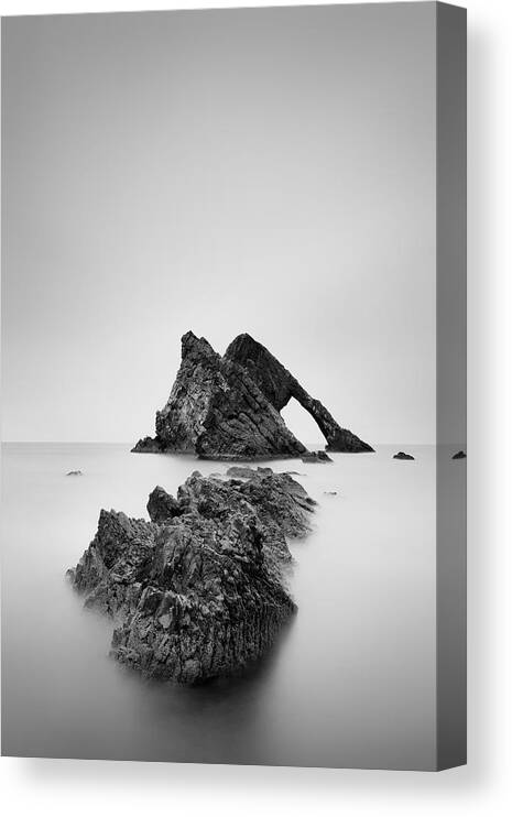 Bow Fiddle Rock Canvas Print featuring the photograph Seascape Rocks - Bow Fiddle by Grant Glendinning