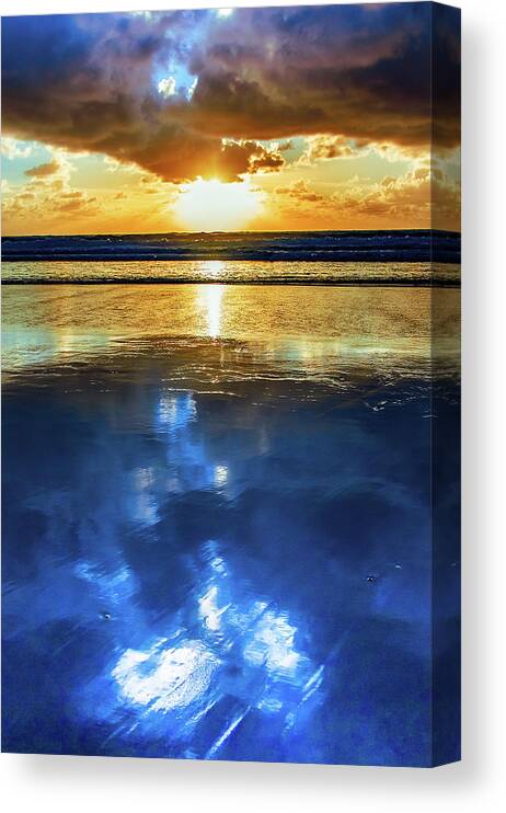 Sunrise At The Beach Canvas Print featuring the photograph Sending Us Love by Az Jackson