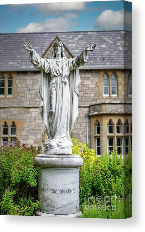Statue Of Christ Canvas Print featuring the photograph Statue of Christ by Adrian Evans