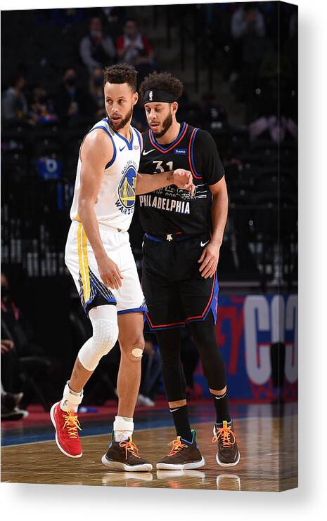 Stephen Curry Canvas Print featuring the photograph Stephen Curry and Seth Curry by David Dow