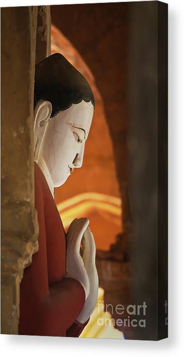 Sculptures Canvas Print featuring the photograph Burma_d2287 by Craig Lovell