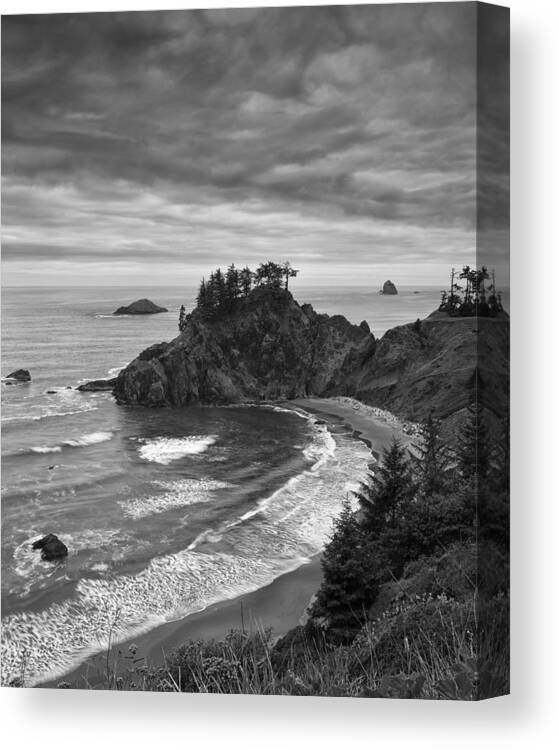 Sea Stack Canvas Print featuring the photograph Approaching Storm #2 by Andrew Soundarajan