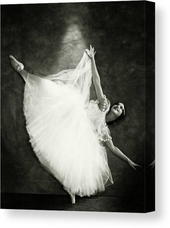 Dance Canvas Print featuring the photograph Doris Niles On Pointe by Nickolas Muray