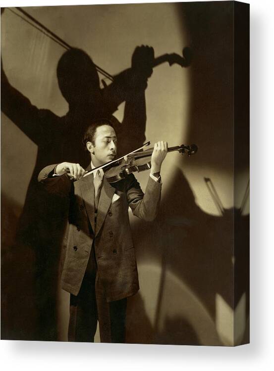 Entertainment Canvas Print featuring the photograph Jascha Heifetz Playing His Violin by Edward Steichen