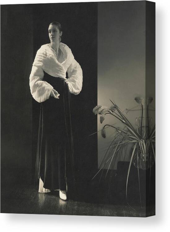 Accessories Canvas Print featuring the photograph Marion Morehouse In A Vionnet Dress by Edward Steichen