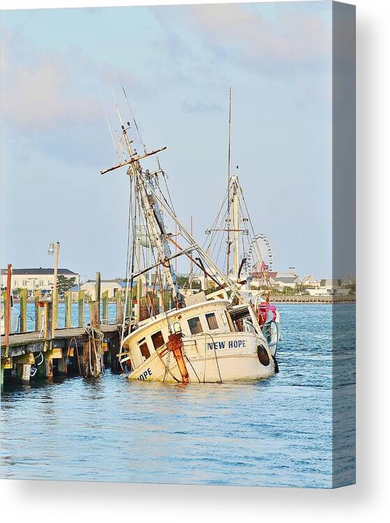 New Hope Canvas Print featuring the photograph The New Hope Sunken Ship - Ocean City Maryland by Kim Bemis