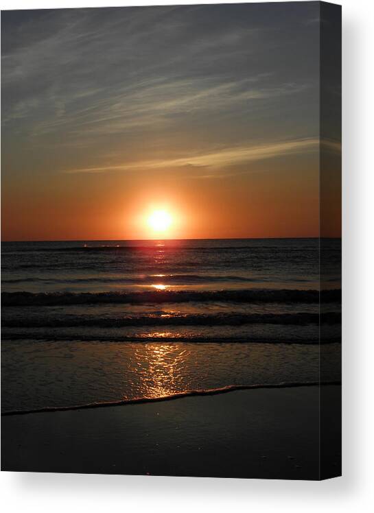 Sunrise Canvas Print featuring the photograph Reflections Of The Rise by Kim Galluzzo