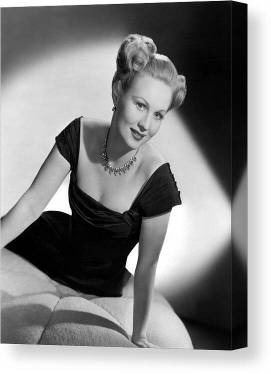 1940s Portraits Canvas Print featuring the photograph Virginia Mayo, 1948 by Everett