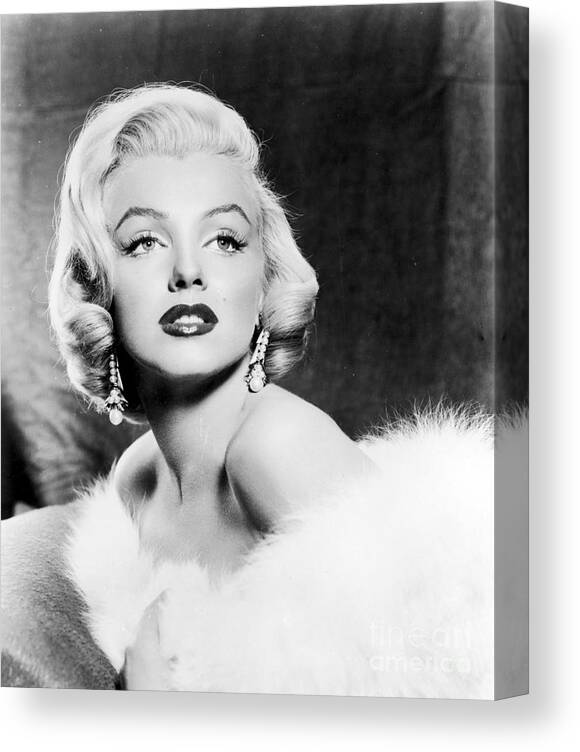 20th Century Canvas Print featuring the photograph Marilyn Monroe #18 by Granger