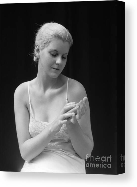 1930s Canvas Print featuring the photograph Woman With Soap, 1930s by H. Armstrong Roberts/ClassicStock