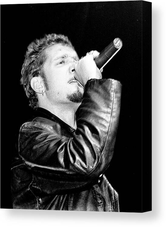 Singer Canvas Print featuring the photograph Alice In Chains Singer Layne Stanley #1 by Martyn Goodacre