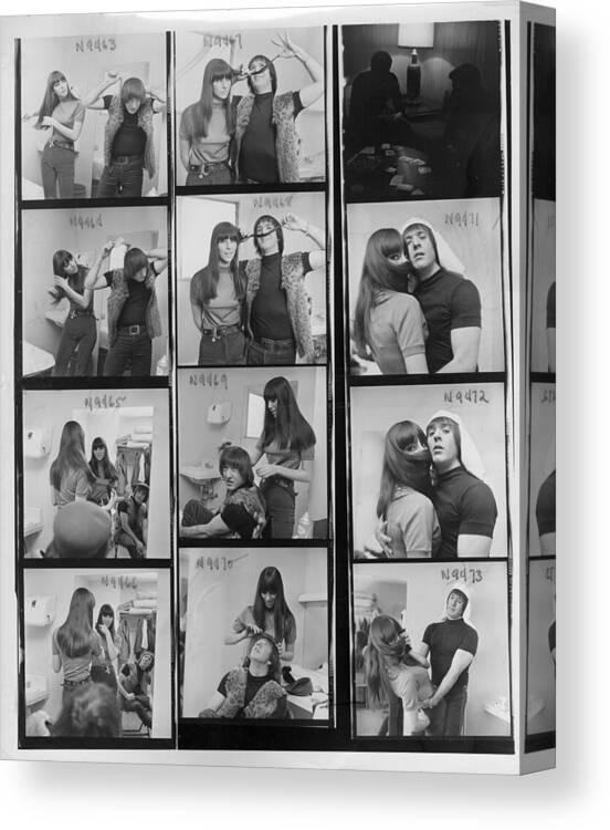 Event Canvas Print featuring the photograph Sonny & Cher Portrait Session #3 by Michael Ochs Archives