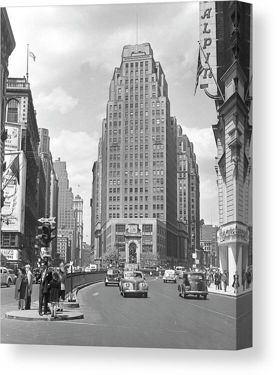 People Canvas Print featuring the photograph Busy City Street Scene by George Marks