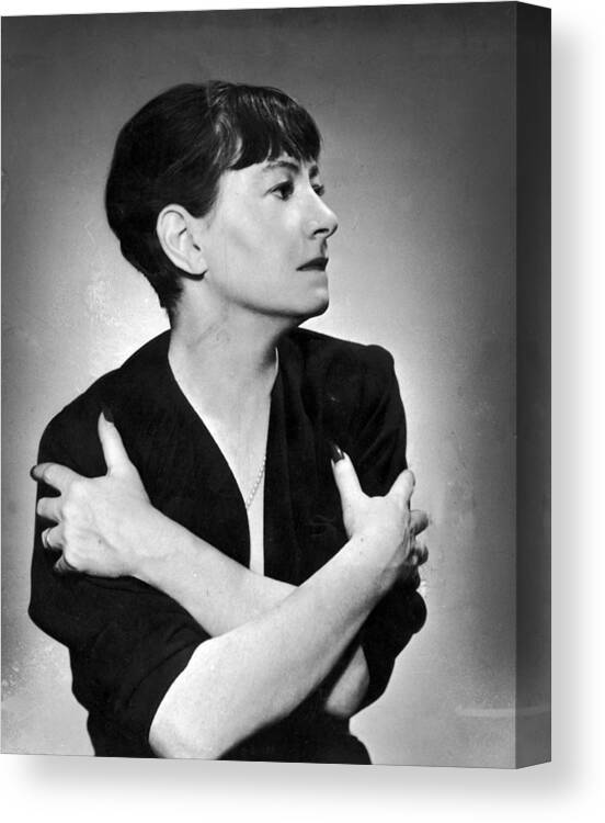 Dorothy Parker - Writer Canvas Print featuring the photograph Dorothy Parker by Hulton Archive