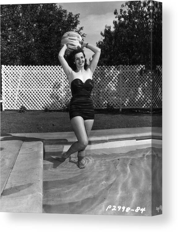 People Canvas Print featuring the photograph Jane Russell by Hulton Archive