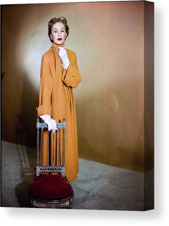 Fashion Canvas Print featuring the photograph Lisa Fonssagrives Wearing Harry Williams Ltd by Horst P. Horst