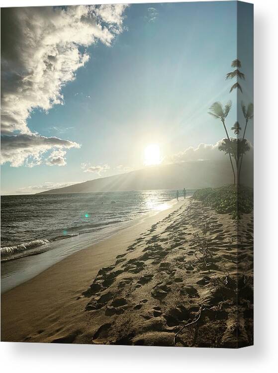 Hawaii Canvas Print featuring the photograph Maui by Kristin Rogers